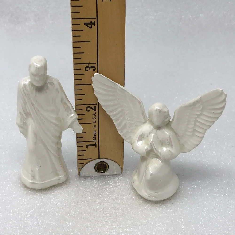 Vintage Nativity Scene Iridescent Figurines Set Of 17 Pieces